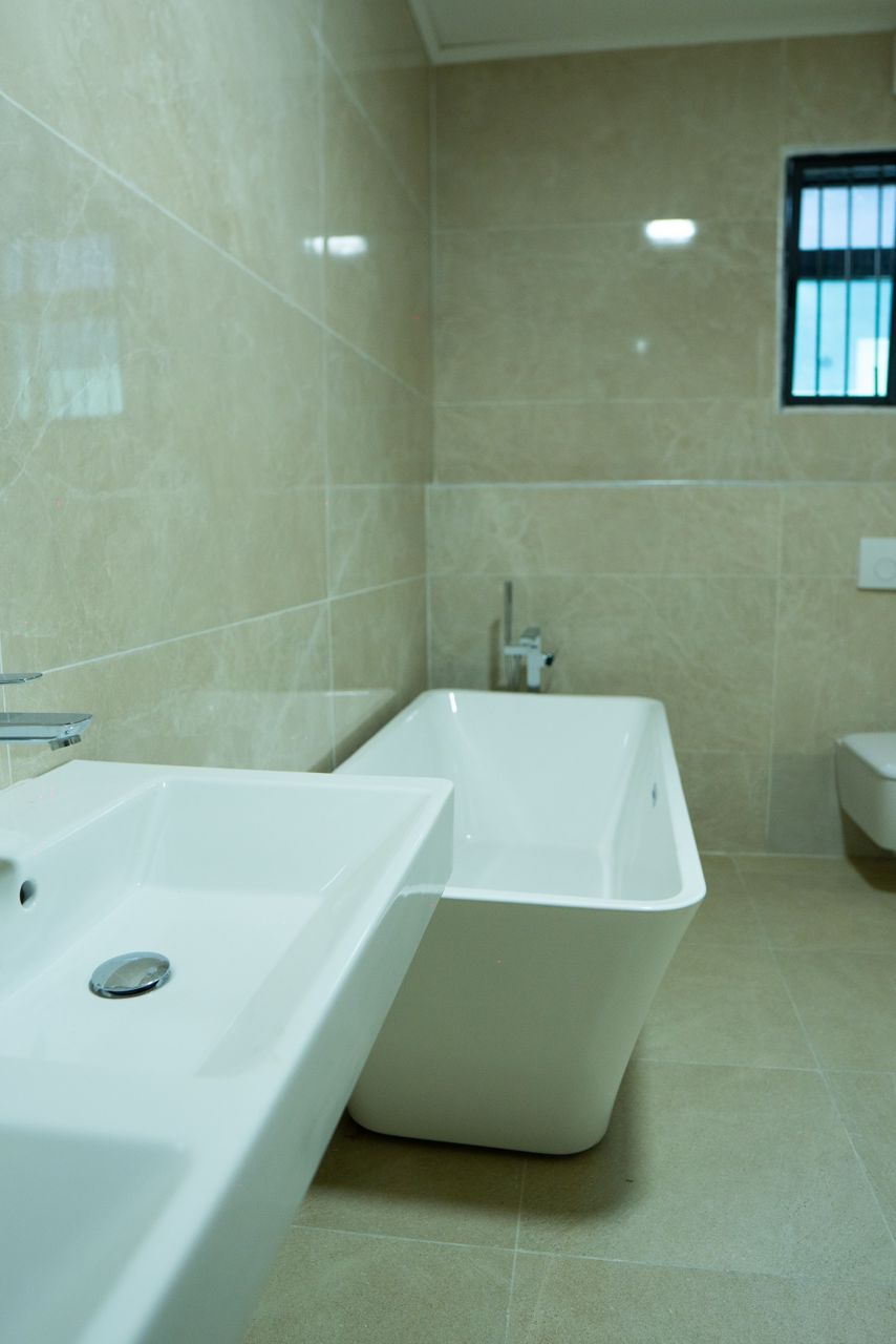 Royal Gardens Estate detached house view 6