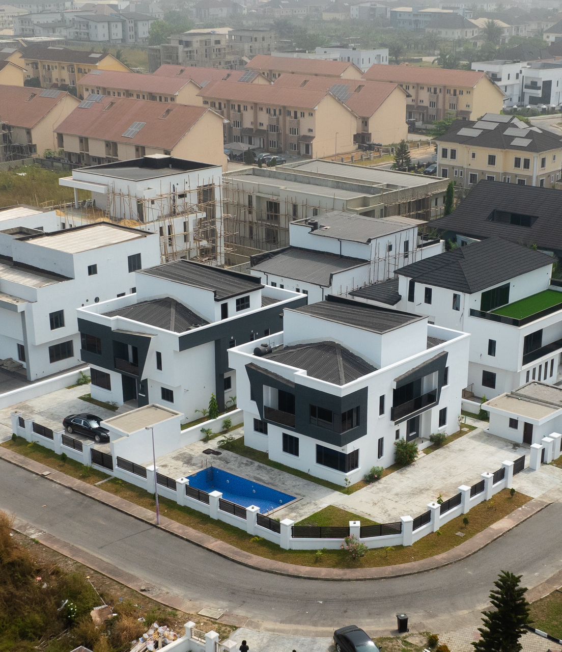 Royal Gardens Estate detached house view 8