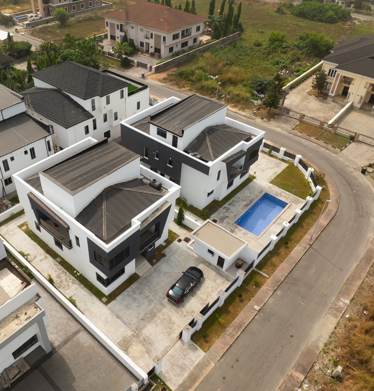 Royal Gardens Estate detached house view 2