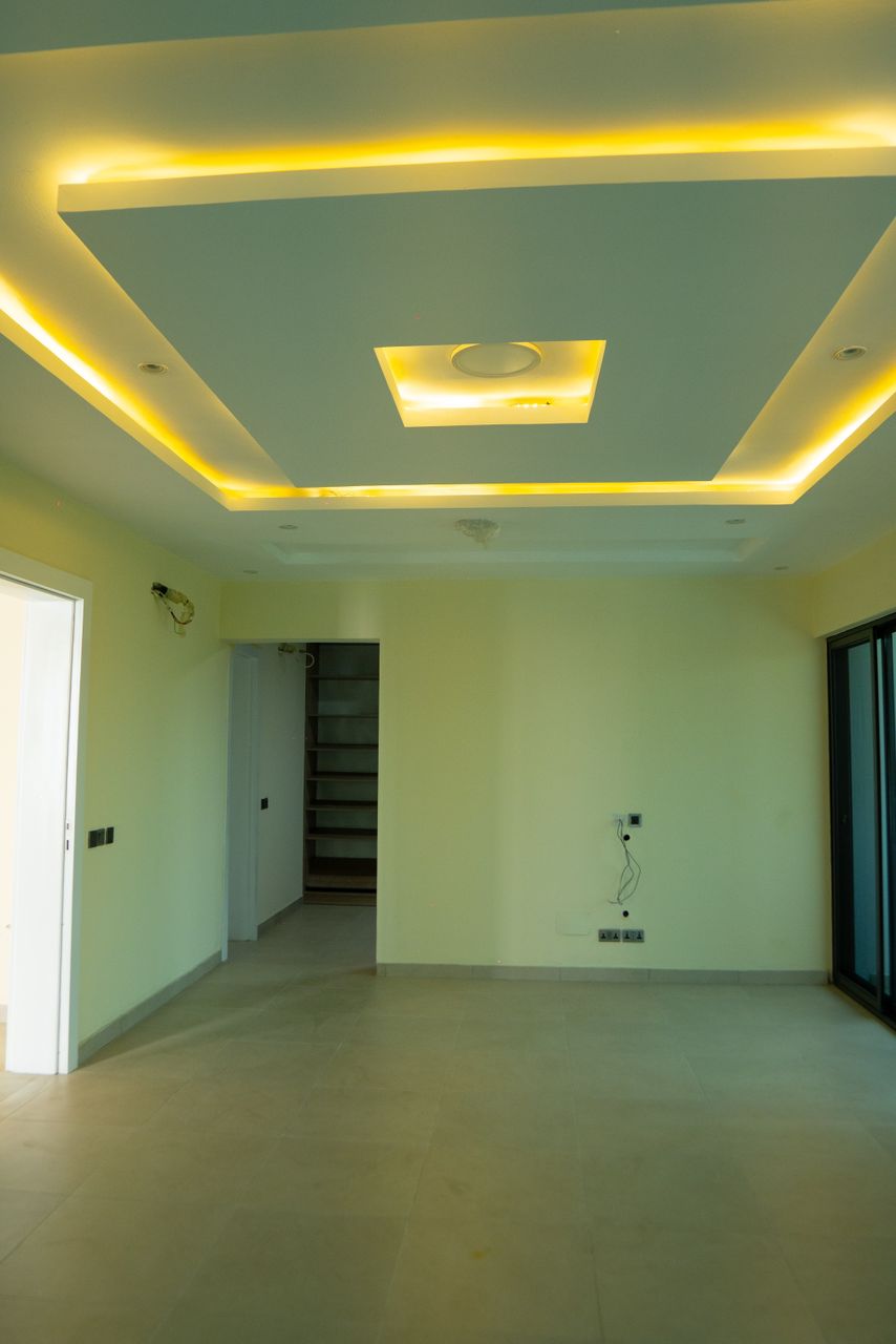 Royal Gardens Estate detached house view 4